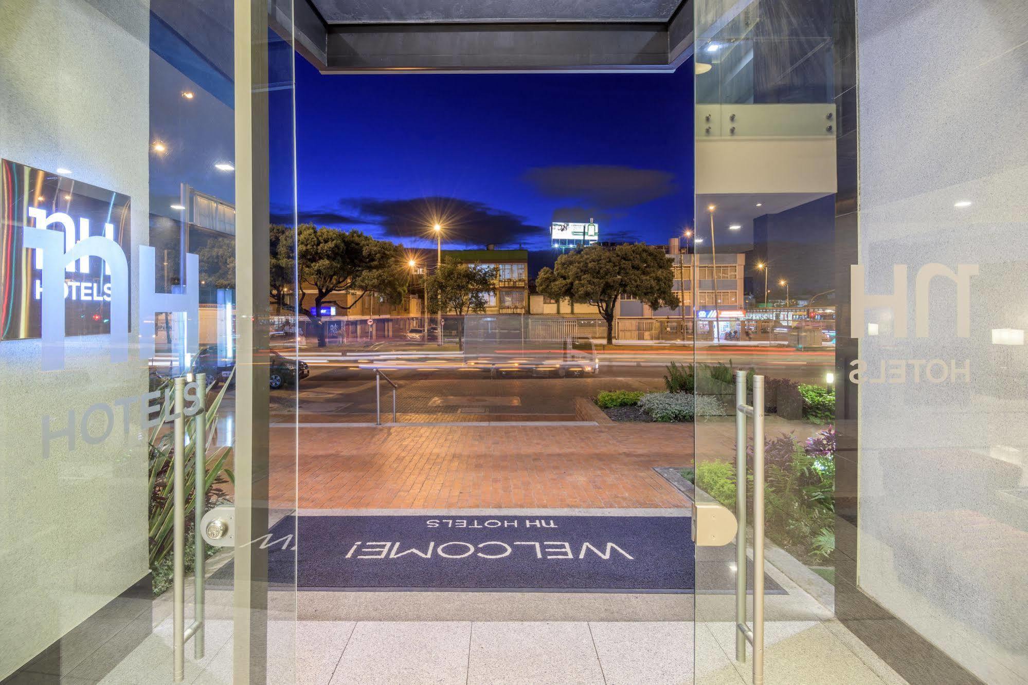 NH Bogota Urban 26 Royal Hotel Bagian luar foto